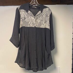 Black Button-Front and back Women's Top with White Lace Yoke